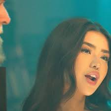 Erika Tham (@ErikaTham)