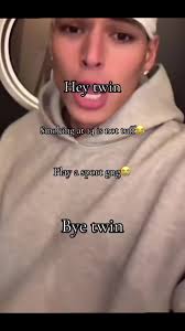 hrozne mi chybis twin #hitwin #yotwin #twin #missyou #dvojce