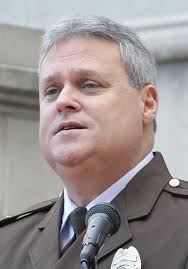 Tim Fitch, former police chief, named to taxi commission