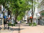 Rathaus erstrahlt in den landesfarben. Herne Wikitravel