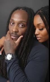 I love AI I was able to create an image of me and my fiancé ❤️