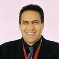 Daniela Droz Radio playing