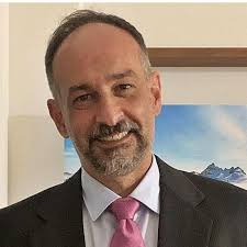 España dice que persigue a la mafia migratoria, pero cierra en prisión a  pescadores pobres"