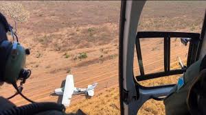 FAB intercepta avião suspeito vindo da Bolívia e força pouso com tiro em MS