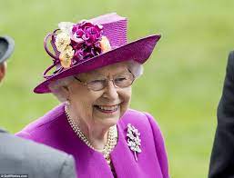 Ladies Get Their Hats Out For The Fifth Day Of Ascot Royal Ascot Lady Hat Fashion