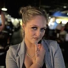 Sara Smoot and Daniel Clarke's Wedding Website