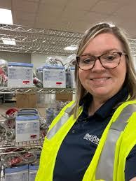 Catherine Karas's Instagram, Twitter & Facebook