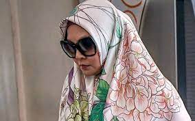 However, datin rozita finally faced the music earlier today (29th march) and has officially been sentenced to jail. Alhamdullillah Akhirnya Datin Rozita Mohamad Ali Dipenjara 8 Tahun Mulai Hari Ini Kerana Dera Pembantu Indonesianya Isu Semasa Semasa Forum Cari Infonet