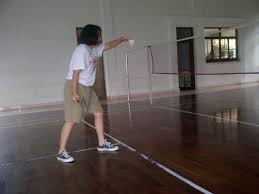 Lengan dan bahu juga perlu menjadi kuat untuk memukul smash saat permainan, sedangkan stretching membantu anda saat memainkan pukulan drop shot. Teknik Bermain Bulutangkis Yang Benar Theresialulu95