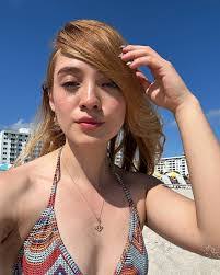 Diana Espitia's Instagram, Twitter & Facebook