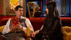 Elaine, whose vocation is succinctly captured in the fear of female sexuality has been a staple of horror movies forever, but the love witch does what's underneath is marvelously dark, like love itself. Review The Love Witch