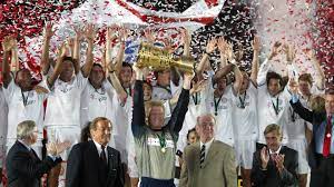 44 klubmannschaften aus 43 ländern nahmen teil, darunter. Der Dfb Pokal Sieg 2003 Fc Bayern Munich