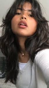 Jillian Simons's Instagram, Twitter & Facebook