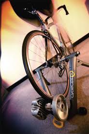 Allenare Il Ciclismo In Inverno Ecco Come Sfruttare I Rulli Almostthere Allenamento Ciclismo Inverno
