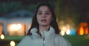 Kağıt ev 8.bölüm final star tv dizi izle full tek parça izleme linki hızlı bir şekilde sitemizde yayınlanmıştır. Kagit Ev Cemre Helin Kandemir Kimdir Helin Kandemir Kac Yasinda Ve Nereli
