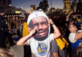 June 23, 2017 at 9:08 pm. Police At The Warriors Parade Trolled Lebron James