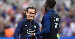 Griezmann sometimes chooses to tidy up his unbridled tuft of hair with an alice band. Photo Griezmann Shocks World By Sporting Possibly The Worst Haircut In History 90min