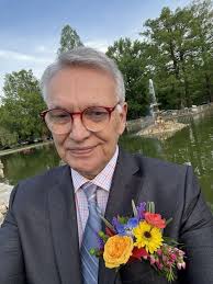 Illinois Governor JB Pritzker launches nation's first statewide LGBTQ+  legal hotline #NOH8