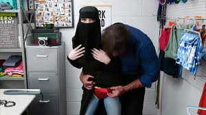 Hot girl Delilah Day gets caught shop lifting and banged by security - XNXX .COM