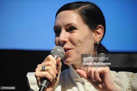 75 Photos & High Res Pictures