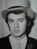 Joe Harris en The Pink-Umbrellas