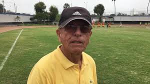 Entrevista con DT de Aurora Miraflores (Luis Roth) luego de victoria de 1-0  ante Defensor Caras Sucias.