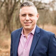 Aaron Minick's Instagram, Twitter & Facebook