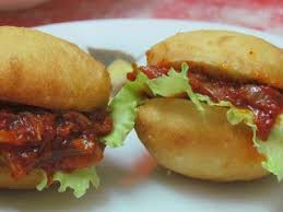 Itulah resep burger daging yang kemudian akan dilanjutkan dengan resep burger ayam lada hitam di bawah ini. Burger Malaysia Makanan Dan Minuman Resep Ayam Makanan