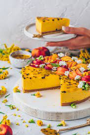 This Is Truly The Most Perfect And Easy No Bake Mango Cake Recipe Made With A Simple Cookie Crust Cre Desserts Cake Recipes Easy Homemade Dessert Recipes Easy