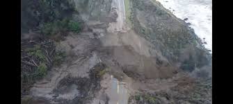 Galerie foto cu cascada bigar inainte de praubusireavem, din pacate, si o veste neplacuta. Autostrada S A Prabusit In Ocean Imaginile Cutremuratoare Care Fac Acum Inconjurul Lumii Sport Ro