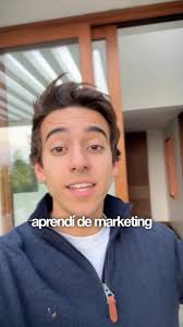 Ya a ver un poco de razón hay en esto 👀, La U me ayudó a cuestionar y  resolver problemas, sí…, Peeero en marketing digital, siguen enseñando  estrategias que funcionaban en los años 2000, La industria ...
