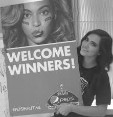 Volunteers help with tax returns