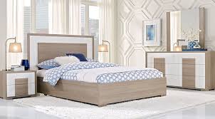 Discount bedroom furniture near cost, at cost, or below cost. Studio Place Taupe 5 Pc Queen Panel Bedroom Rooms To Go Bedroom King Size Bedroom Furniture Bedroom Set Designs