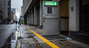 Señalización de Salidas Finales: Imagen principal