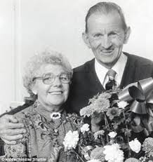 Flowers by fiona florist reviews can be added using the form below. Heartbroken Widow Passes Away At Exact Moment Her Husband Is Being Laid To Rest Daily Mail Online
