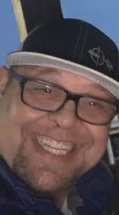 Which one is the scammer?