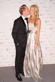 Rachel Riley And Nadine Coyle Shine At The Emeralds And Ivy Ball Nadine Coyle Wedding Dresses Lace Bridesmaid Dresses