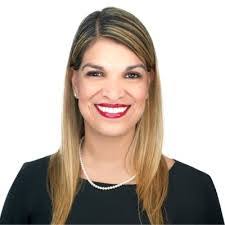 Amy Evenson's Instagram, Twitter & Facebook