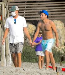 Although that was their last film together, they are still each other's biggest cheerleaders. Leonardo Dicaprio And Emile Hirsch Beach Together