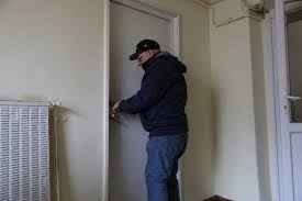 Nerespectarea de către proprietari a articolul 31, alineat 1 ( cu un preaviz motivat scris de 5 zile emis de comitetul executiv al. CeartÄƒ Pe UscÄƒtoria Din Bloc Gazeta De Sud
