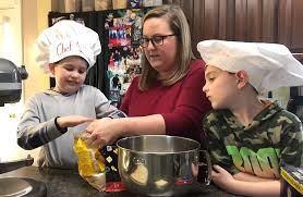 When children assist in preparing healthy foods, we know they are more likely to explore, eat and enjoy them. Dalisha S Bakery Providing Facebook Live Cooking Videos For Kids