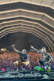 Dennis Dj Toca Em Festa Com Dj Leo Rapaz Preso Injustamente Por Morte No Rio Tv E Lazer Extra Online