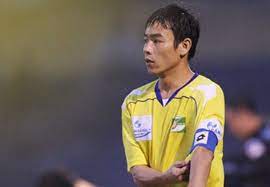 Nguyễn duy kiên (cand), đặng văn tới, nguyễn văn minh (hà nội), dụng quang nho (hải phòng), trần văn công (hl hà tĩnh), hoàng xuân tân (nam định), liễu quang vinh (shb đà nẵng), mai sỹ hoàng (slna), đoàn anh việt (than.qn), cao trần. Anh Cáº£ Huy Hoang Co Giup Slna Thoat Ä'á»™i Sá»• Ä'ai Phat Thanh Va Truyá»n Hinh Nghá»‡ An