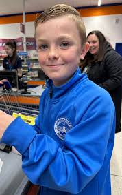 A massive thank you to *BLUU CAR RENTAL* for their generous support of the  Blaze Cup event at Benoni Bowls Club! ​The goodie bags you sponsored were  absolutely lovely and were a