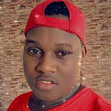 Don't bother me I'm really busy today #whotookthisphoto  #howdyougetinmyhouse #noseriouslygetout #imcallingthecops