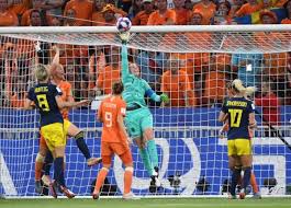 De vrouwen van oranje spelen twee dagen achtereen tegen regerend olympisch kampioen rusland (31 mei en 1 juni) in het topsportcentrum van almere. Oranje Vrouwen Schrijven Historie En Bereiken Finale Van Wk De Limburger Mobile