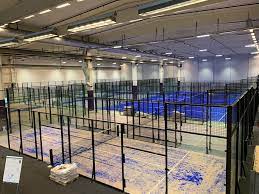 Allt ska stå klart i oktober, säger sebastian gordon. Oversikt Bana 6 10 De Tva Narmsta Sodertalje Padel Facebook