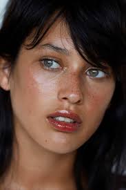 Lydia Graham — Twenty6 Magazine