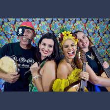 Dias de verão (summer days), top tracks: Choro Das Tres Nobre Coracao Elisa Meyer Ferreira Facebook