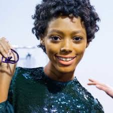 If you have thick wavy, curly, or coily hair, then you know that great hair starts with a quality wash day routine.while shampooing and regular conditioning is a good start, trust us when we tell you that subbing in a deep conditioner regularly can help natural hair reach its full potential. Keratin Treatment For Curly Hair What You Need To Know